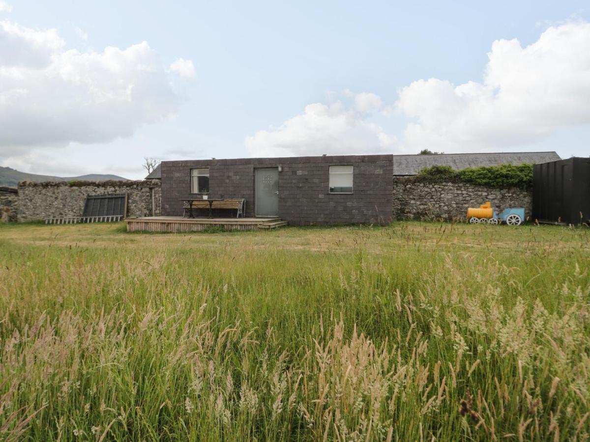 Slate Hut Villa Bangor  Exterior photo